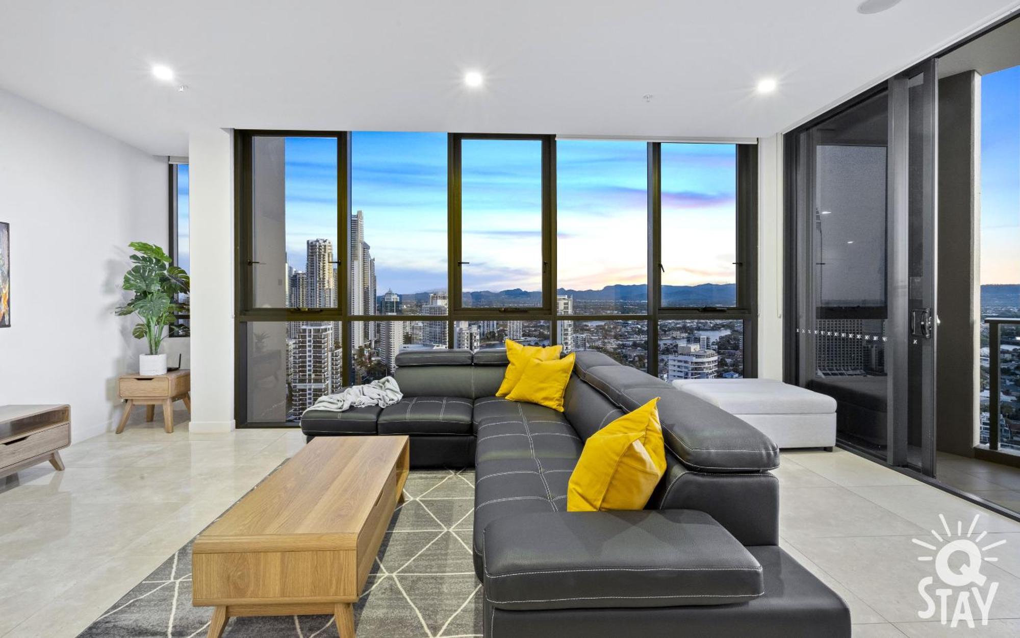 Ruby - 2 Bedroom Penthouse In Surfers Paradise!